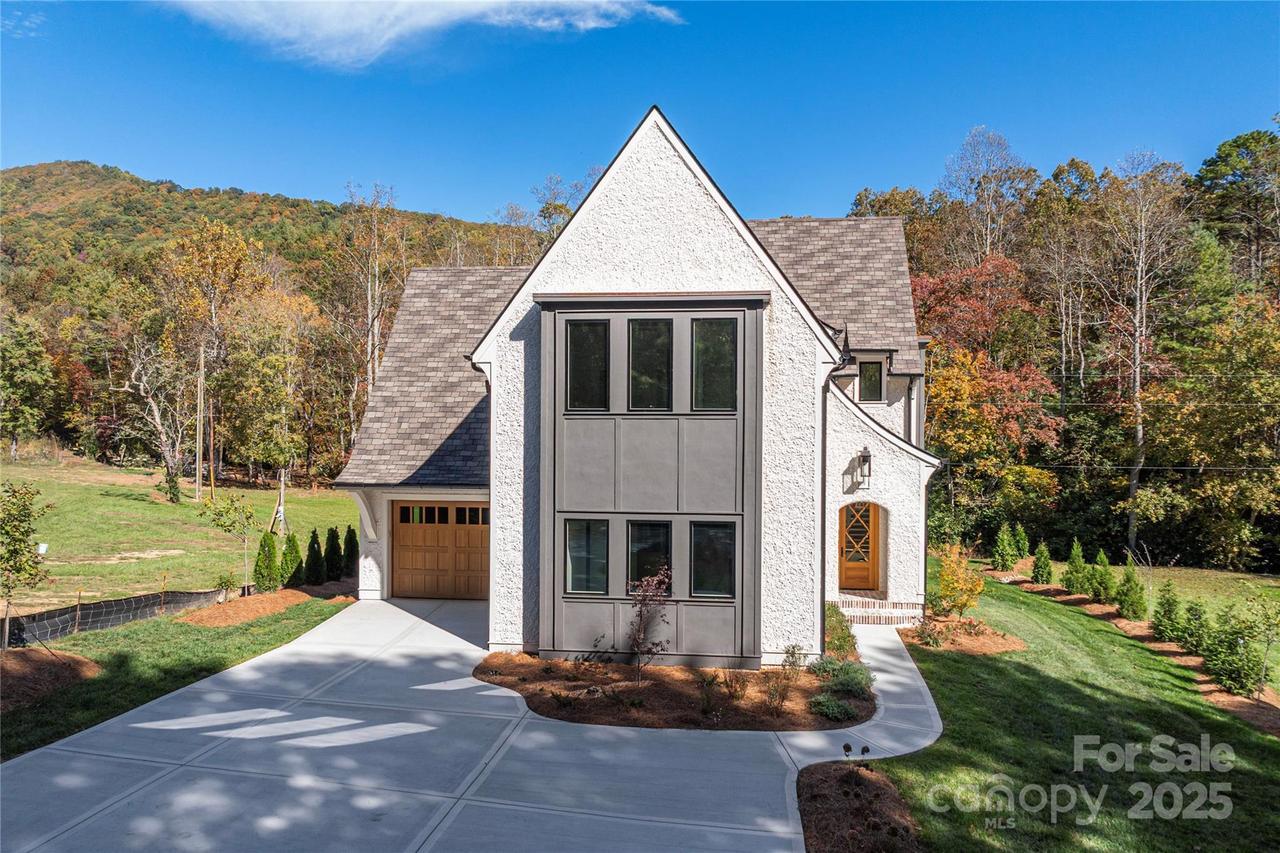 334 North Fork Rd. #1, Black Mountain, NC 28711