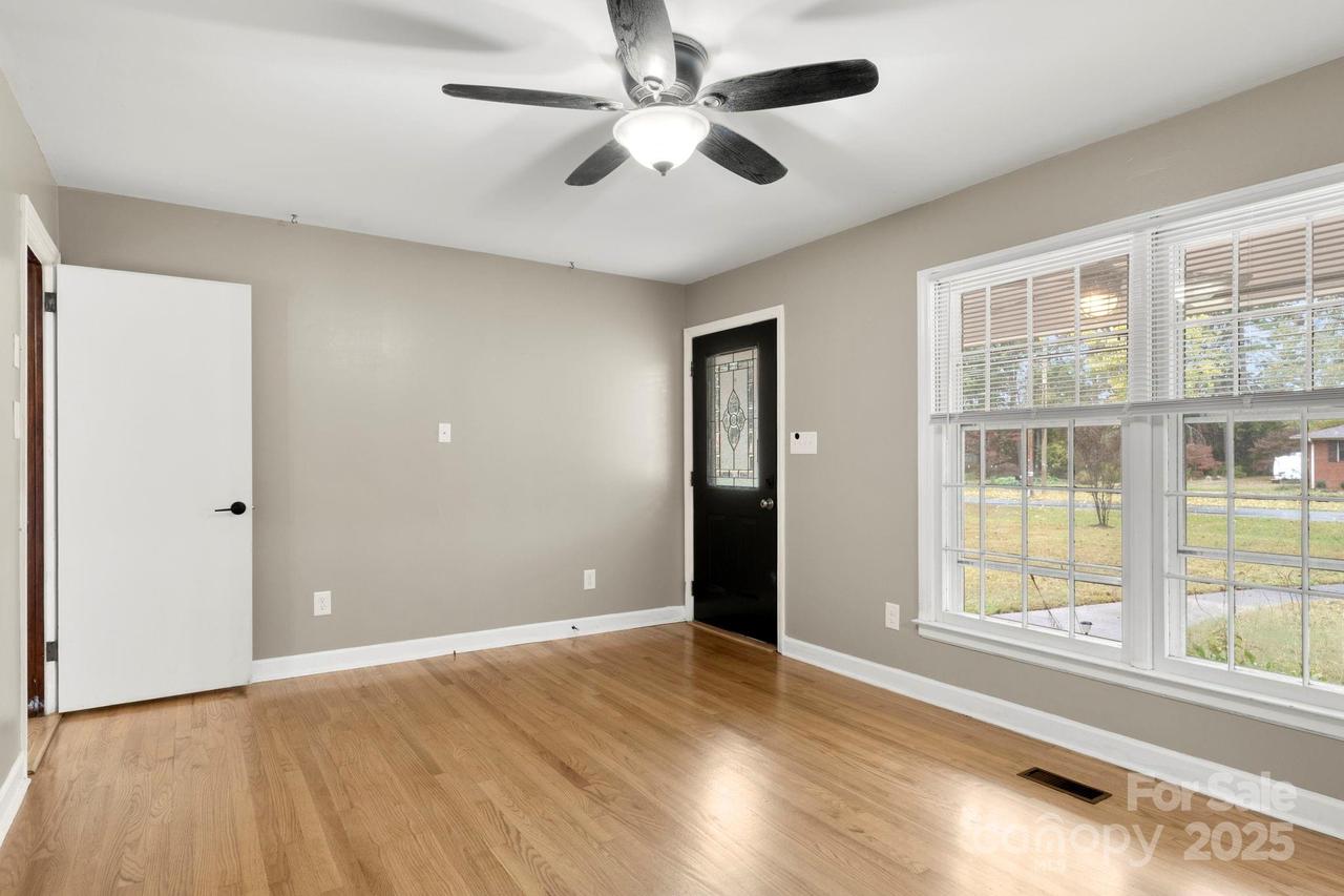 8915 Wedgewood Dr., Huntersville, NC 28078