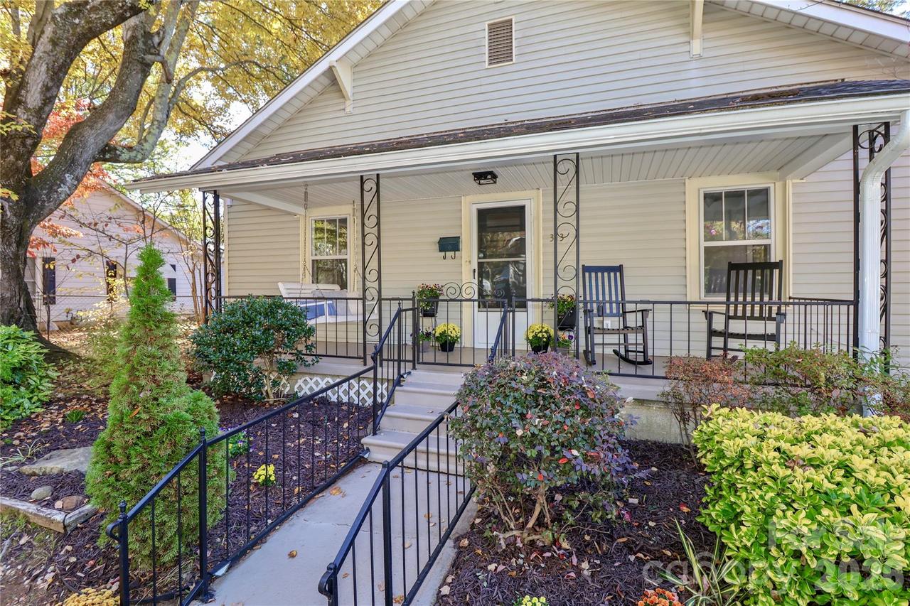 313 Dingler Ave., Mooresville, NC 28115