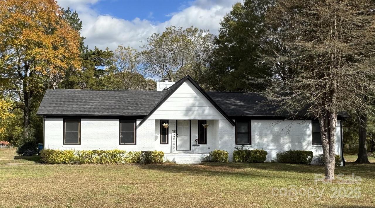 425 Acorn Oaks Dr., Salisbury, NC 28146