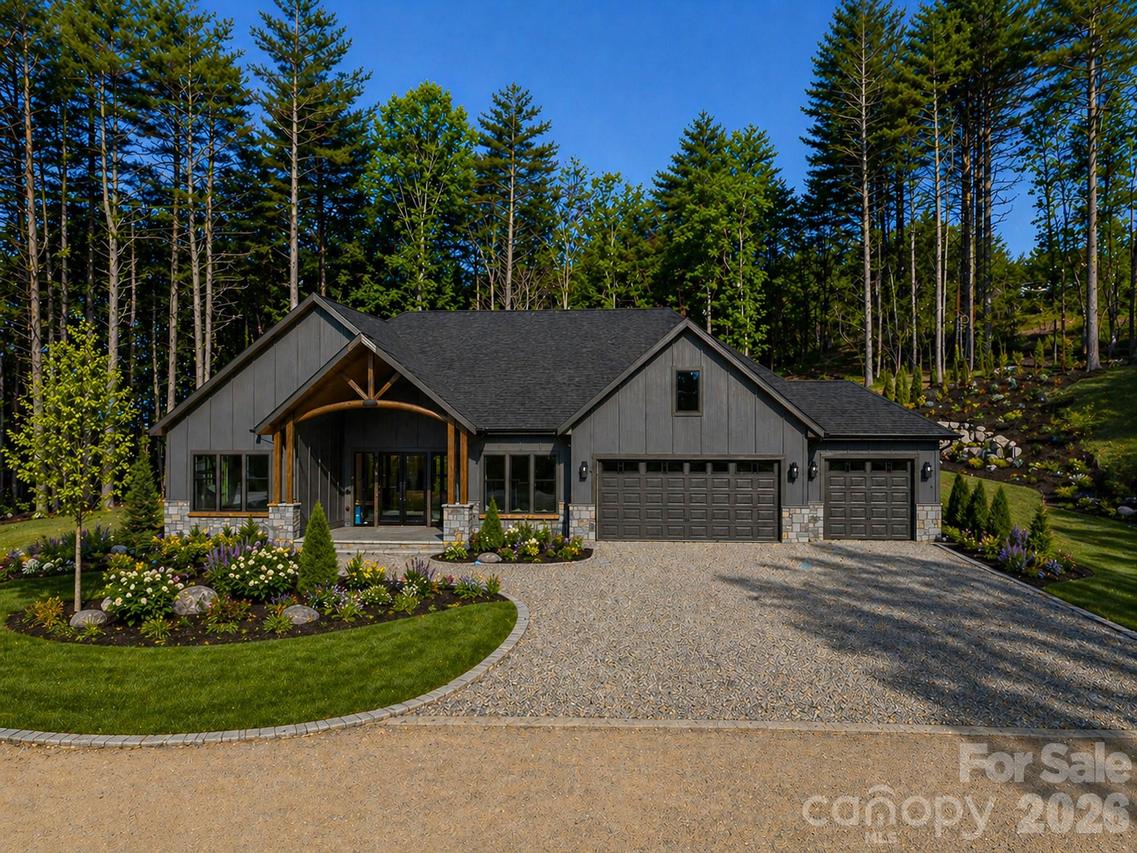 83 Mont Clair Tr. #32, Horse Shoe, NC 28742