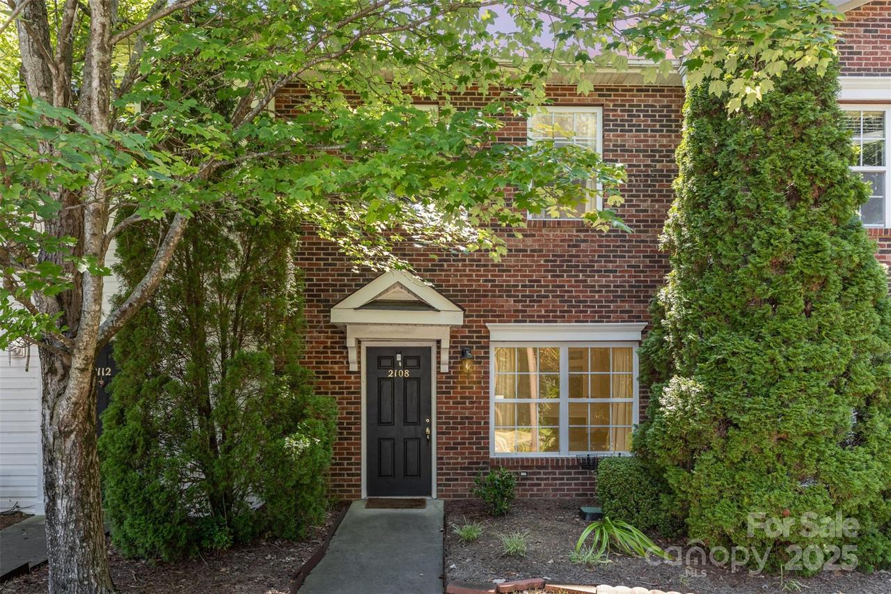 2108 Sardony Ln., Charlotte, NC 28213