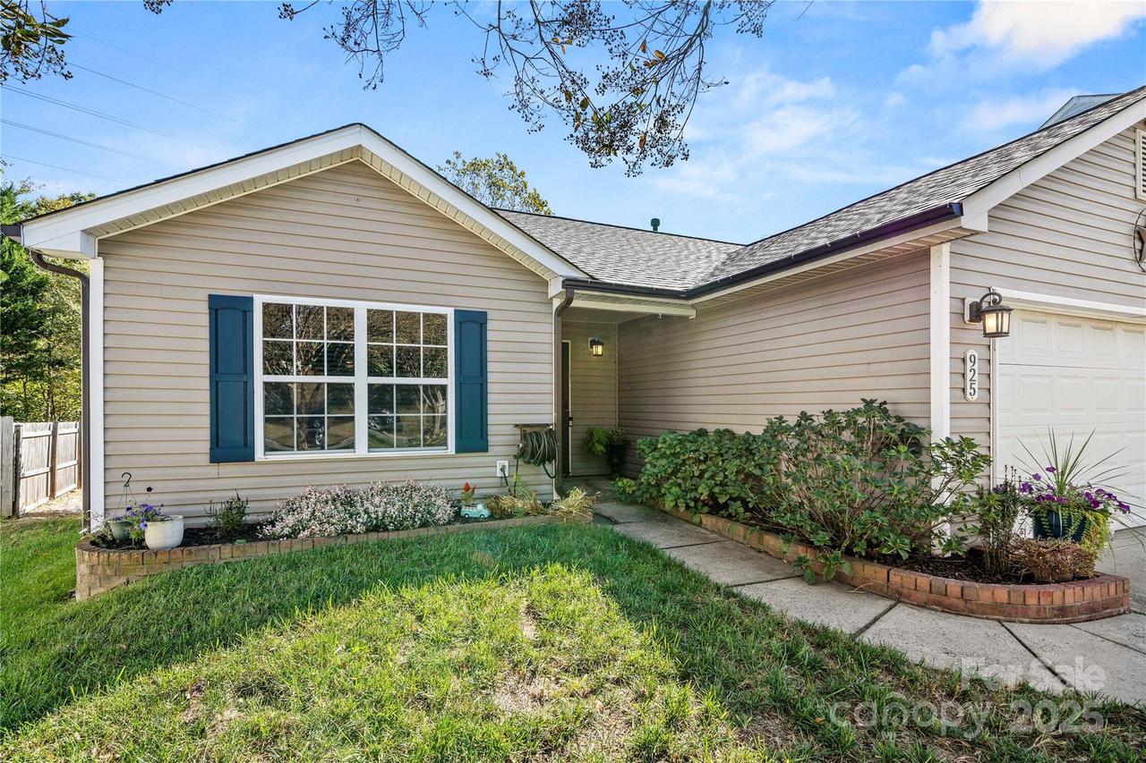 925 Anchor Way, Kannapolis, NC 28083