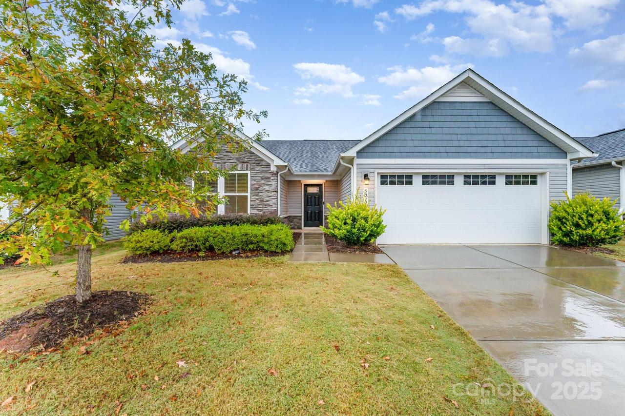 6017 Bellastead Dr., Charlotte, NC 28214