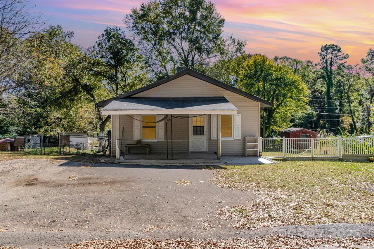 159 Dixon Cir., Gastonia, NC 28054