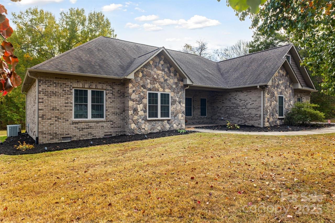 825 Lippard Rd., Salisbury, NC 28146