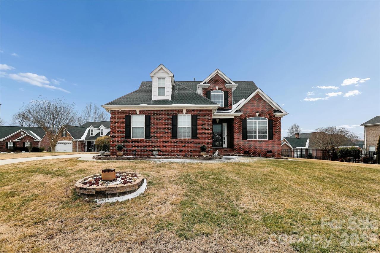 842 Treva Anne Dr., Concord, NC 28027