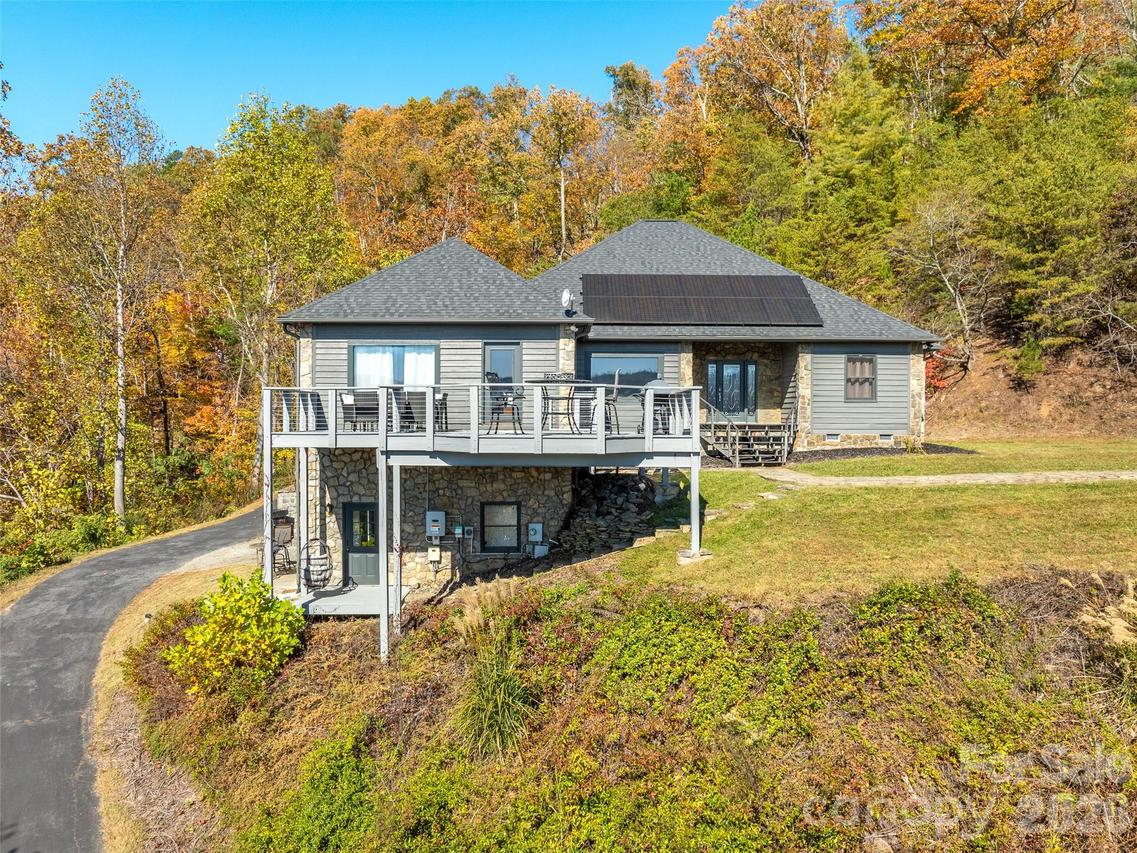 21 Flicker Tr., Weaverville, NC 28787