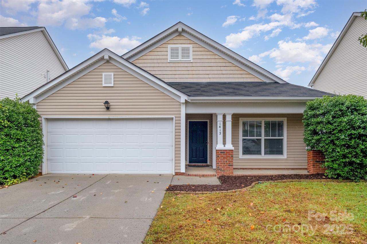 1412 Ladora Dr., Charlotte, NC 28262