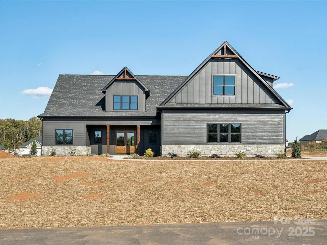 1213 Stonegate Dr., Salisbury, NC 28147