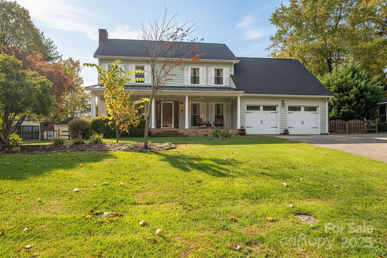 1309 Hunters Crossing Ln., Gastonia, NC 28054