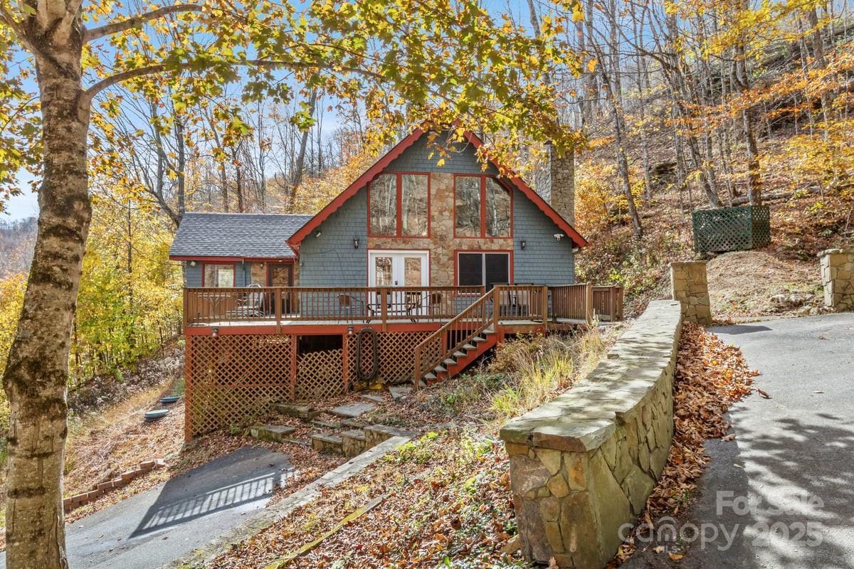 563 Bee Tree Ln., Mars Hill, NC 28754