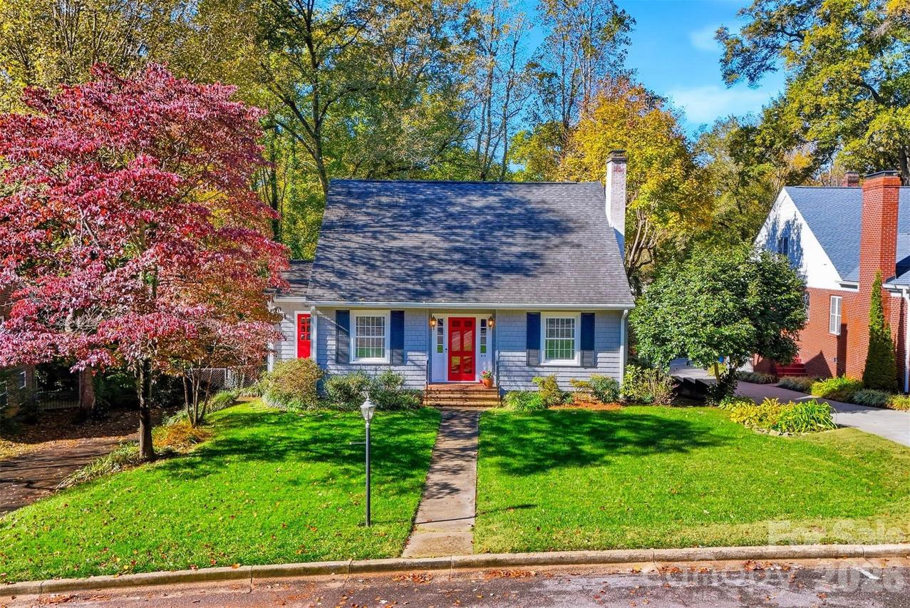 619 4th St., Hickory, NC 28601