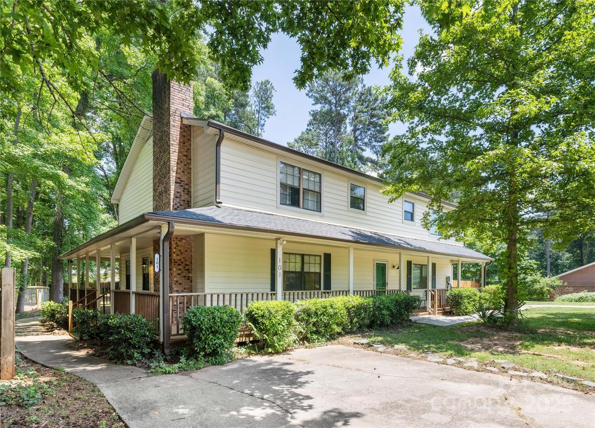 101 Courtney Ln., Matthews, NC 28105