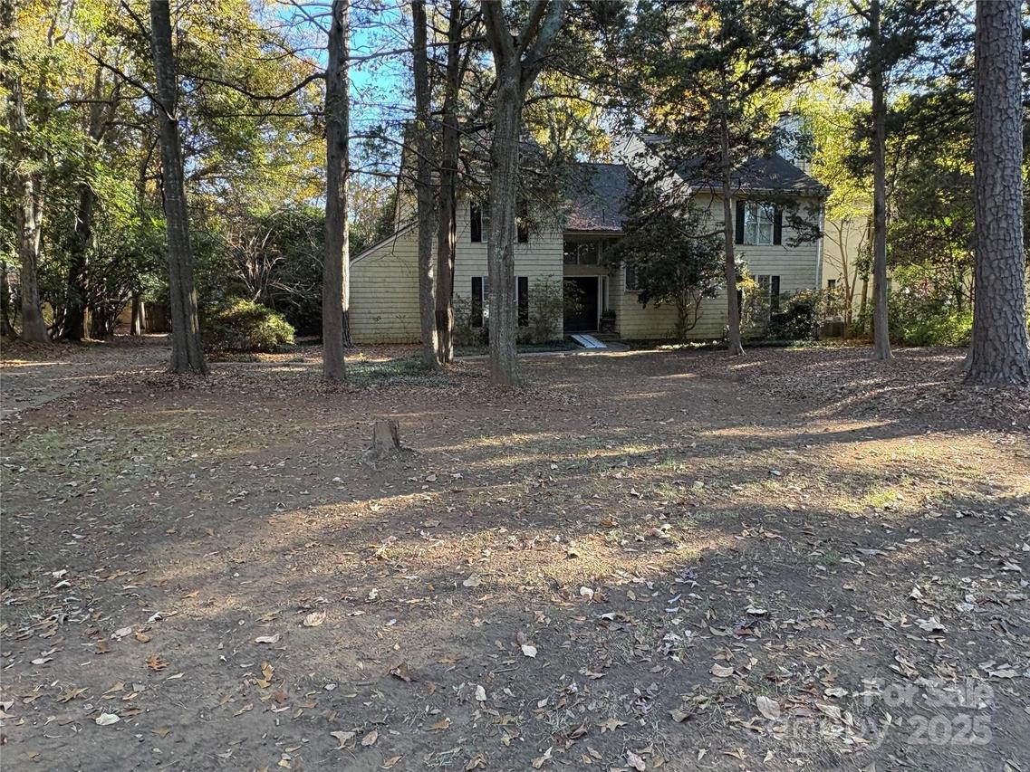 4910 Mcalpine Farm Rd., Charlotte, NC 28226