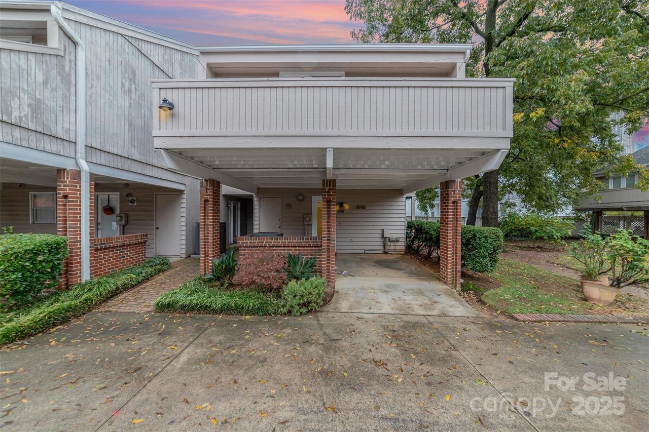 606 N Graham St., Charlotte, NC 28202