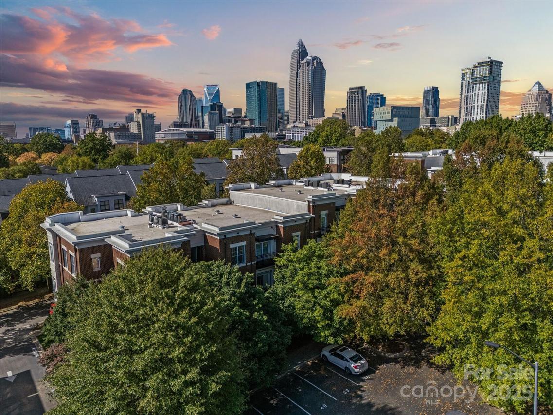 611 Garden District Dr., Charlotte, NC 28202