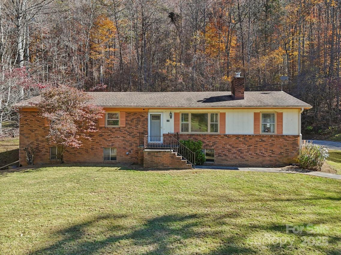 480 Paint Fork Rd., Barnardsville, NC 28709