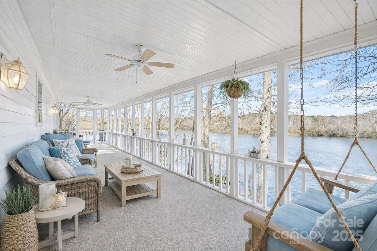 6072 Lookout Heights Dr., Claremont, NC 28610