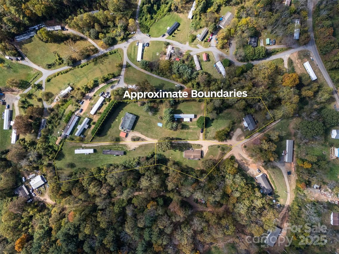 17 Hat Creek Dr., Asheville, NC 28806