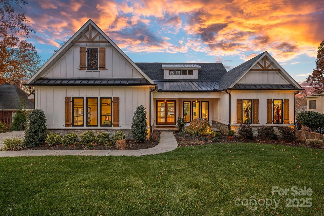 162 W Maranta Rd., Mooresville, NC 28117