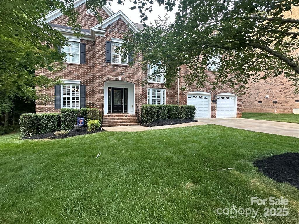 405 Deer Brush Ln., Waxhaw, NC 28173