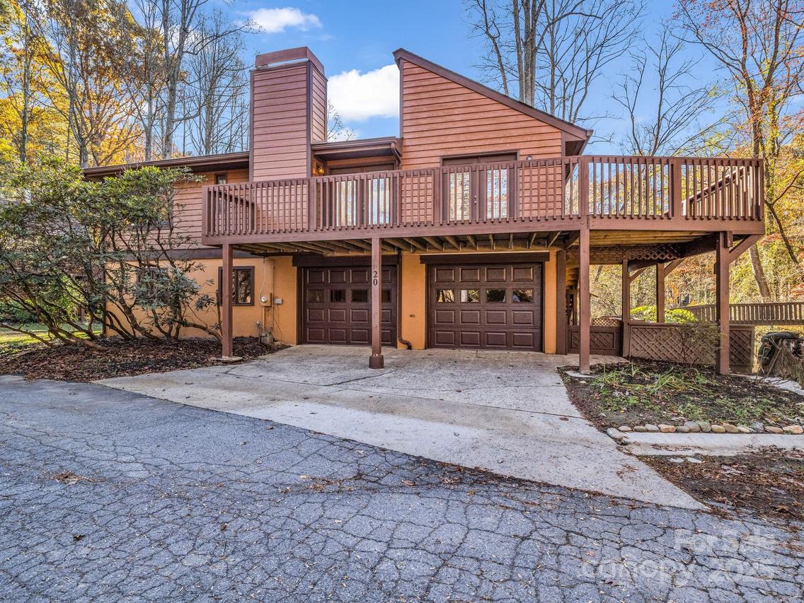 20 Poplar Ct., Fletcher, NC 28732