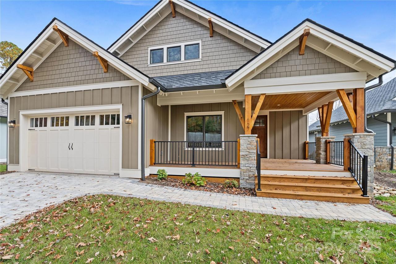 127 Creekside Valley Ln., Arden, NC 28704