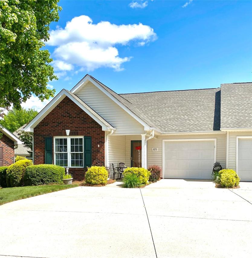 101 Keswick Ln., Mooresville, NC 28117