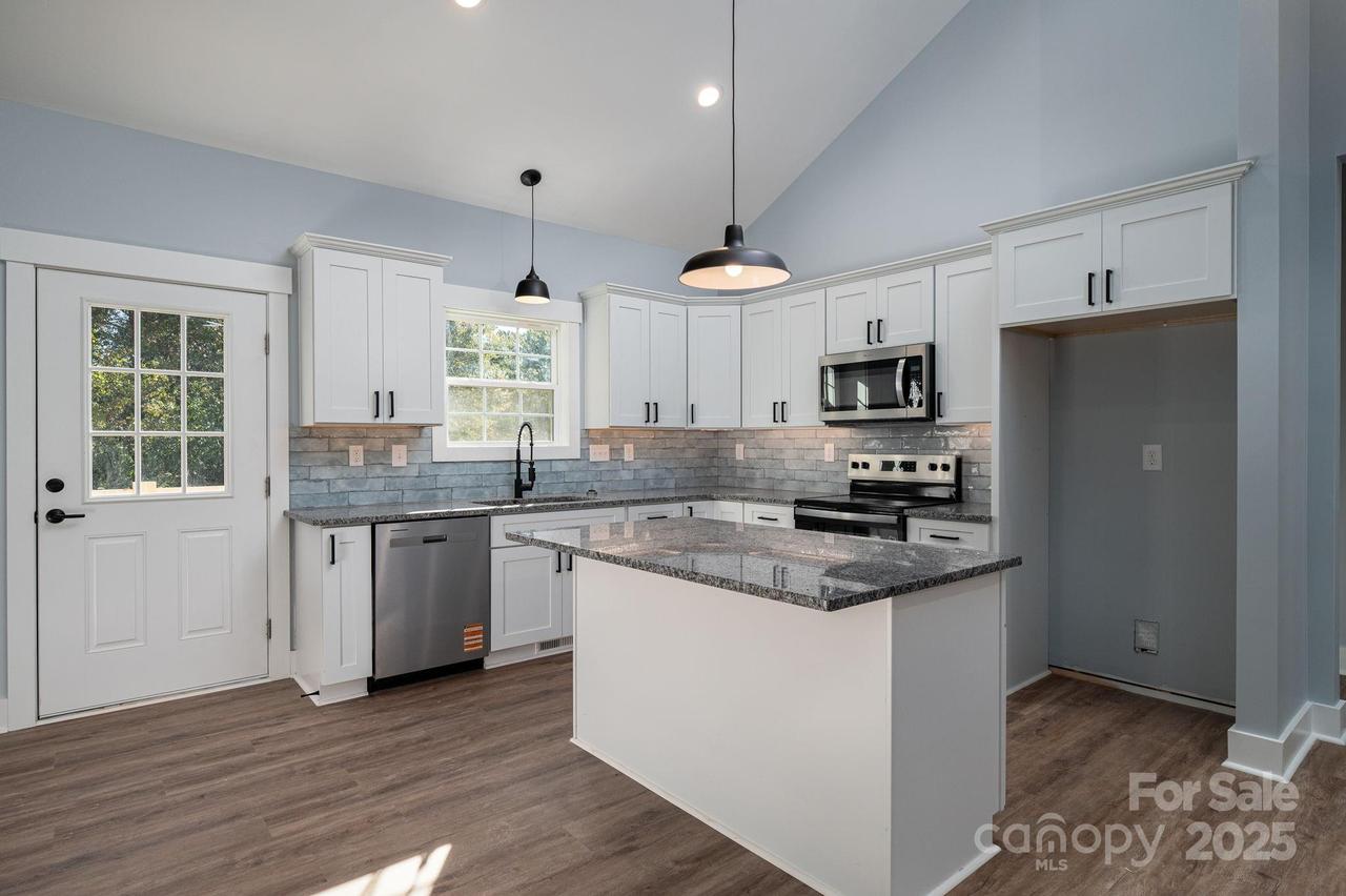 1151 13th St., Hickory, NC 28602