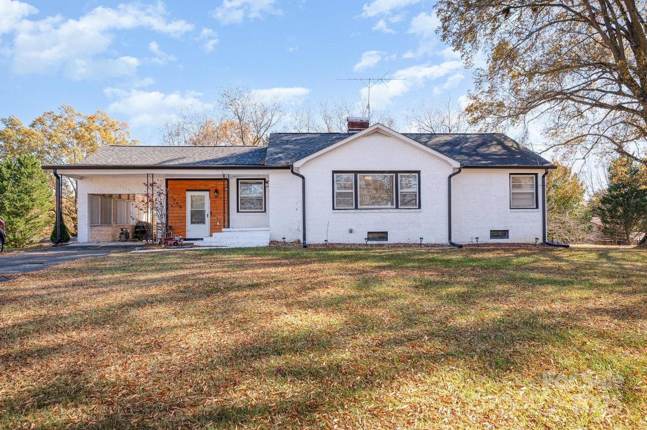 755 N Skyland Dr., Mount Pleasant, NC 28124