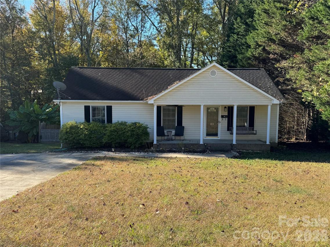 314 E Louisiana Ave., Bessemer City, NC 28016