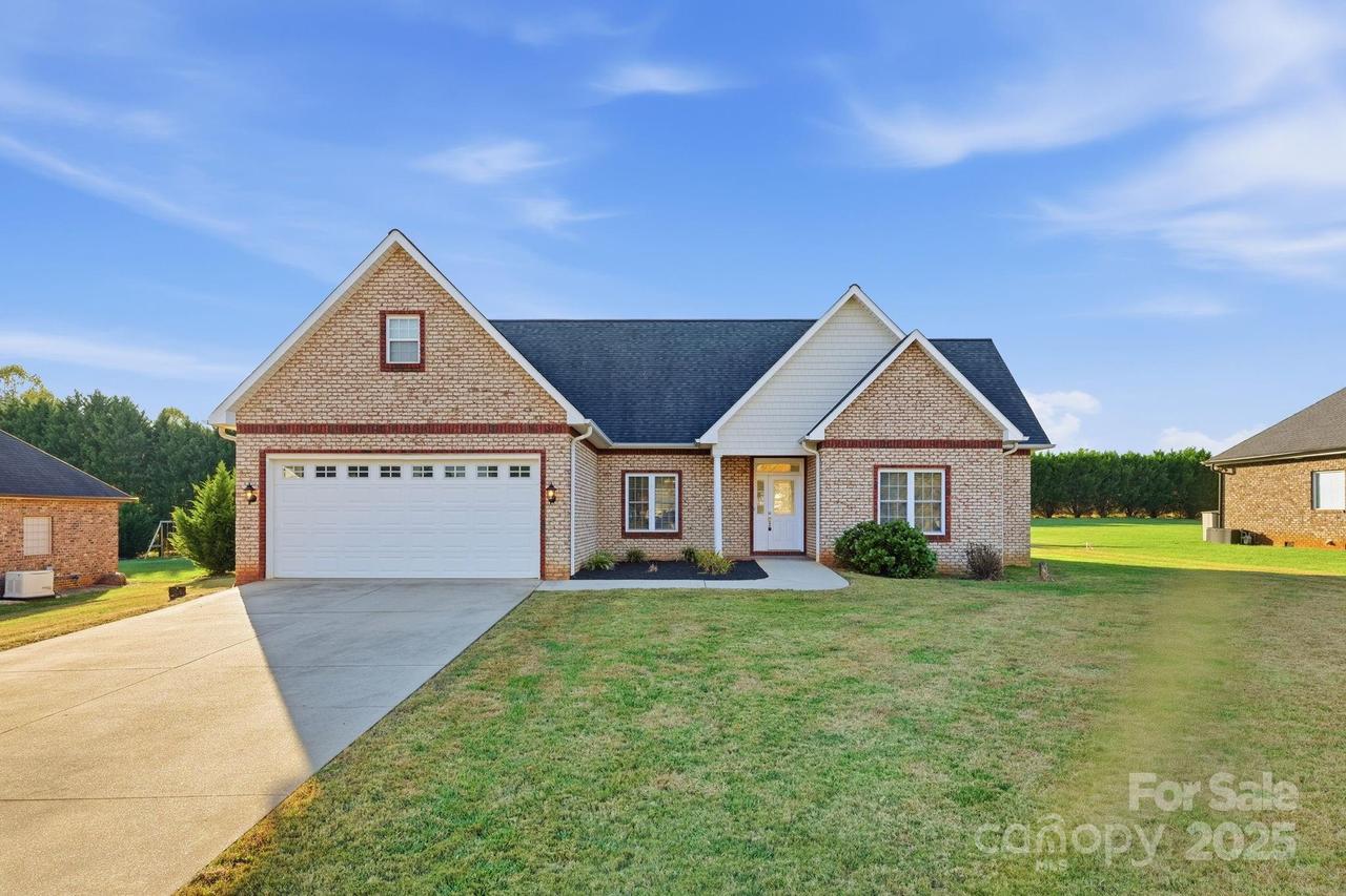 116 Postell Dr., Statesville, NC 28625