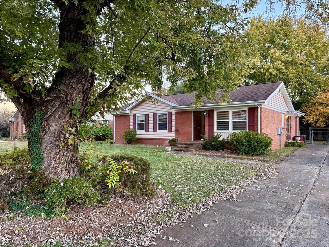 7501 Pawtuckett Rd., Charlotte, NC 28214