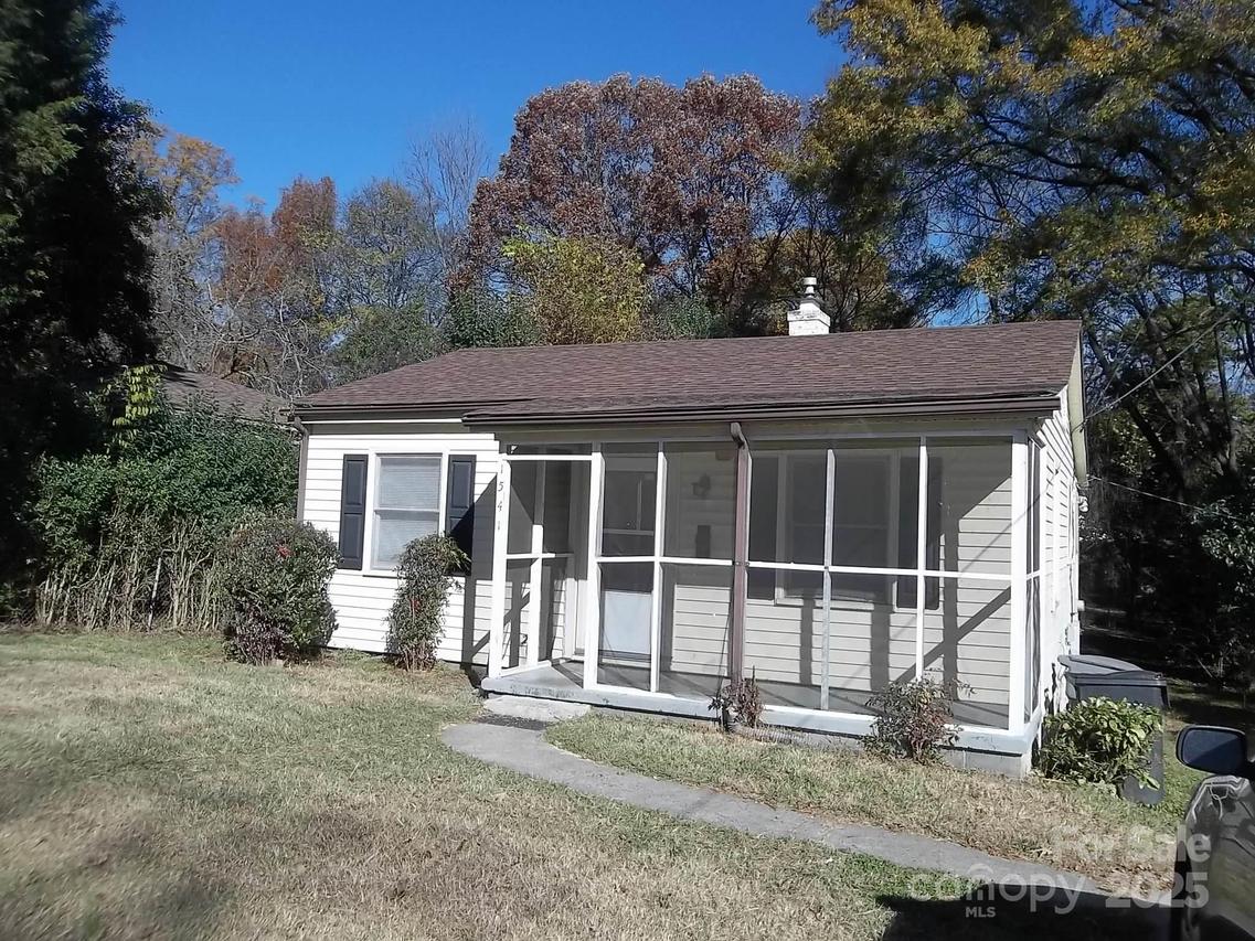 1541 Newcastle St., Charlotte, NC 28216