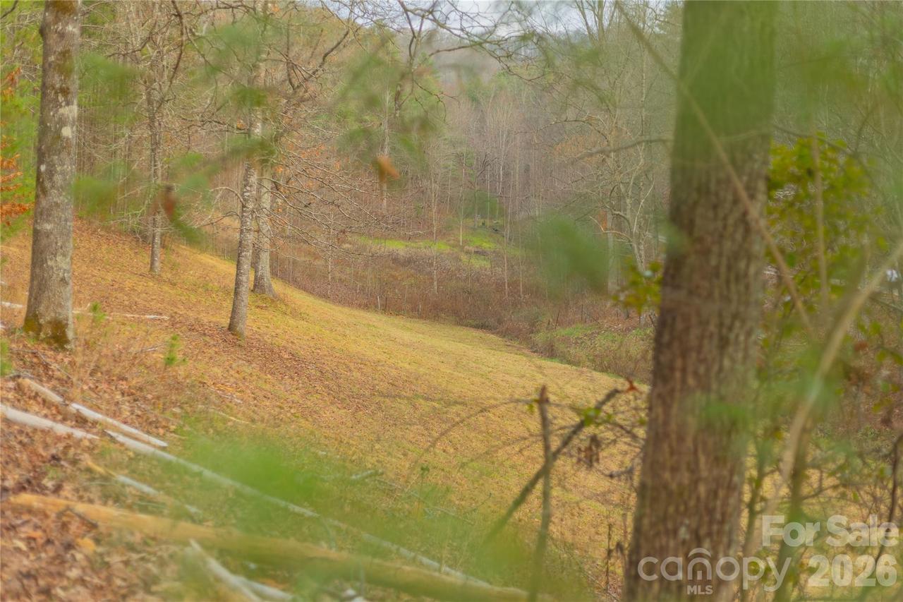 104 Robin Ln., Bryson City, NC 28713