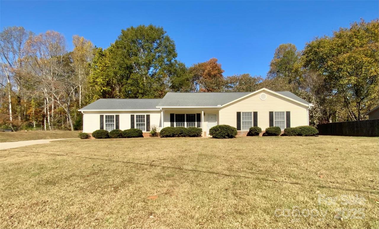 344 Aqua Dr., Forest City, NC 28043