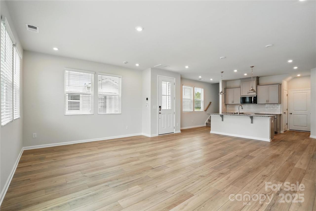 2123 Vinyasa Ln., Charlotte, NC 28215