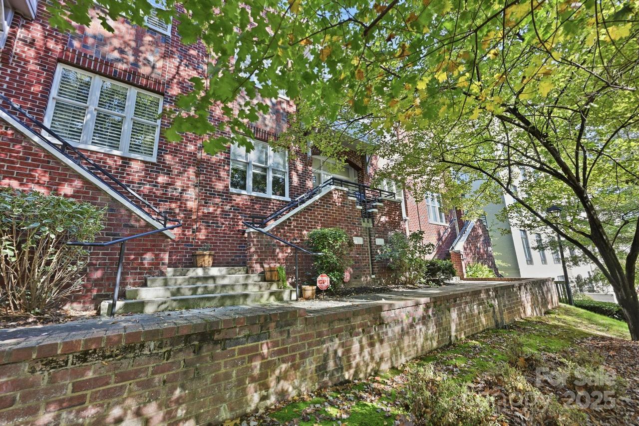 100 N Laurel Ave. #115, Charlotte, NC 28207
