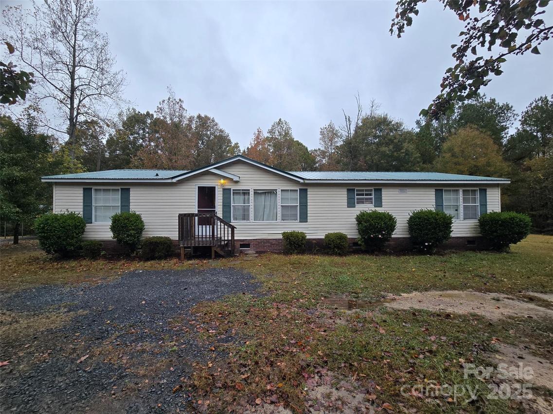 141 Charles Pl., Troy, NC 27371