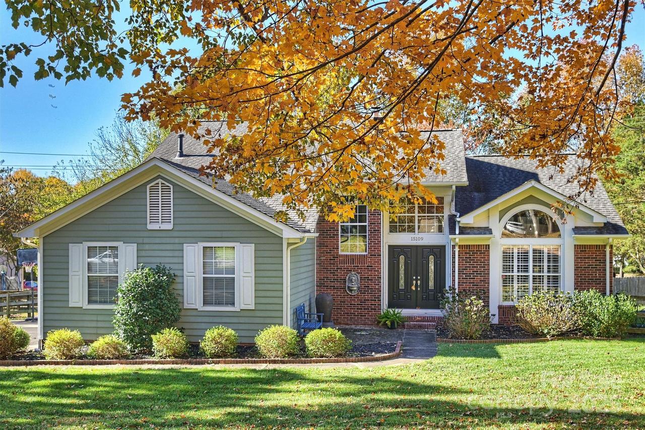 15109 Dartford Ln., Mint Hill, NC 28227