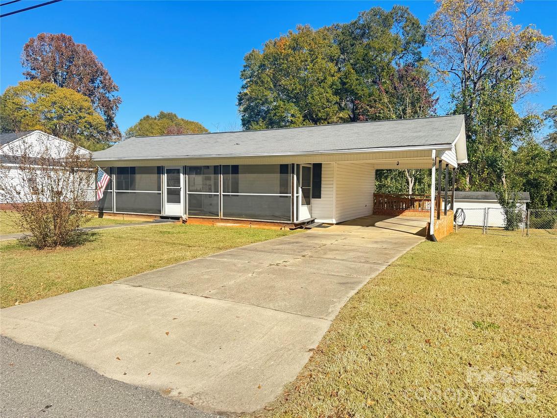 604 S Lorraine St., Dallas, NC 28034