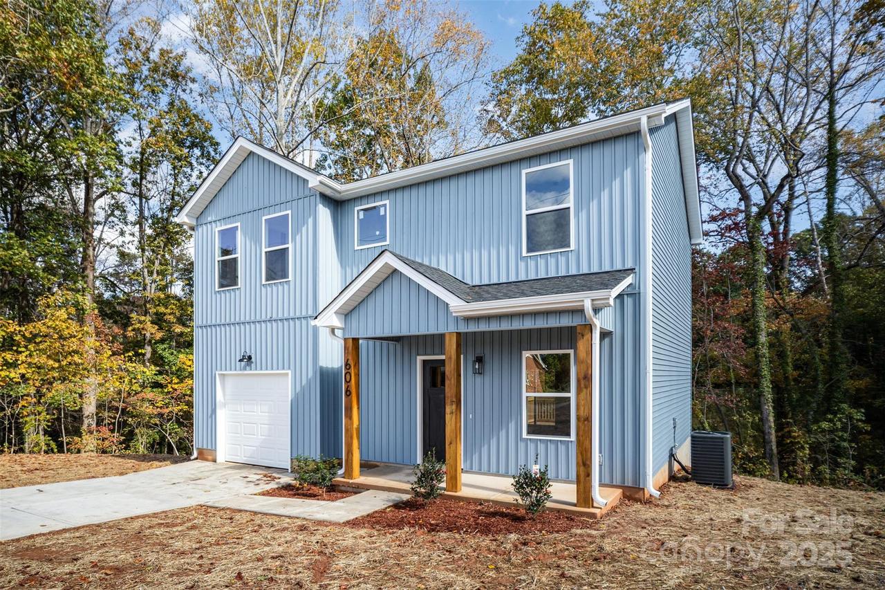 606 6th Street Ct., Conover, NC 28613