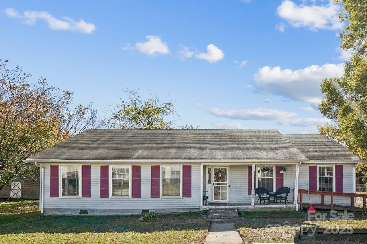 9801 Packard St., Pineville, NC 28134