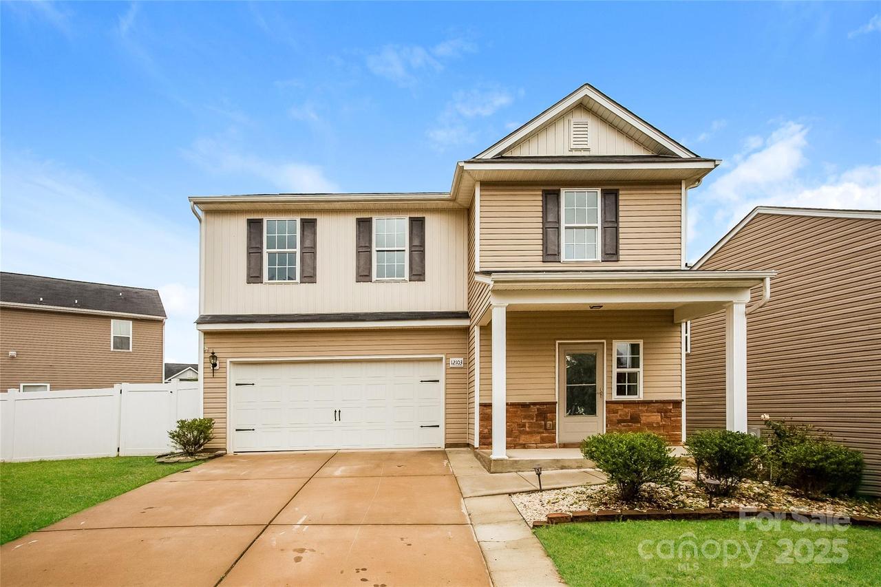 12103 Brittondale Ln., Charlotte, NC 28215