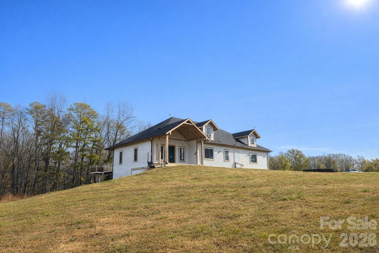 424 Rollingbrook Rd., Kings Mountain, NC 28086