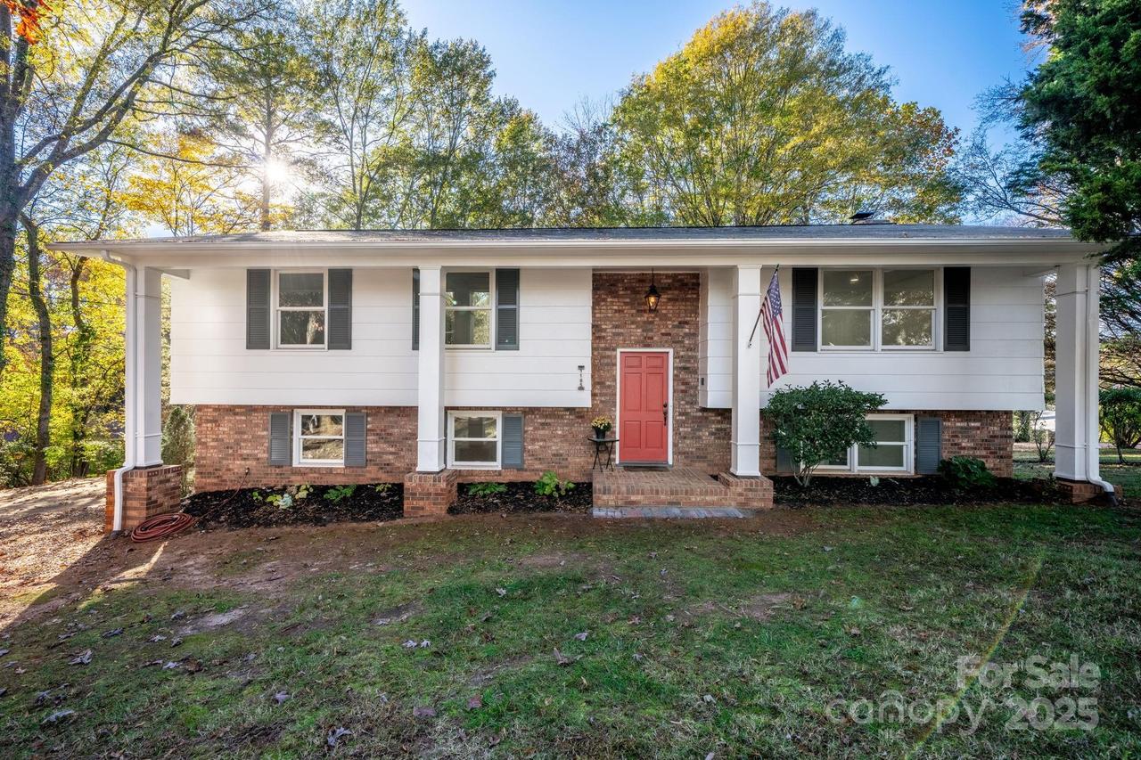 1185 10th Street Place Cir. #5, Hickory, NC 28601