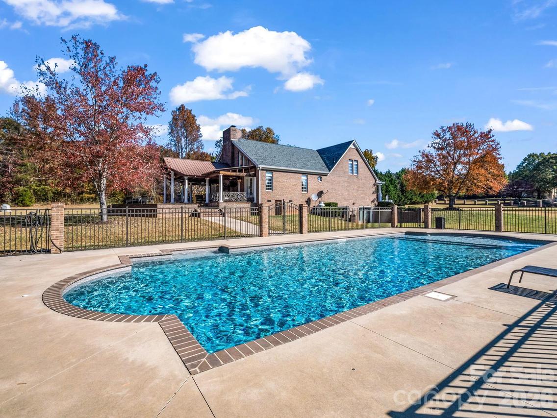 1102 S Mountain Rd., Bostic, NC 28018