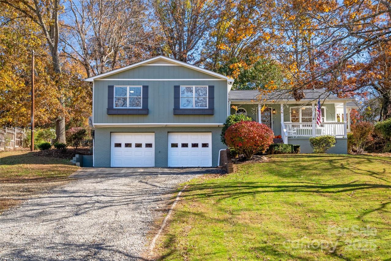 77 Dillingham Rd., Asheville, NC 28805