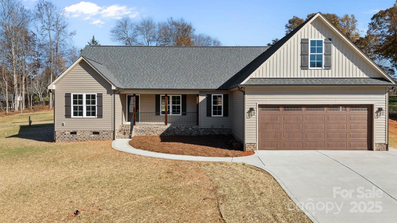 2583 Wallace Acres Ln., Lincolnton, NC 28092